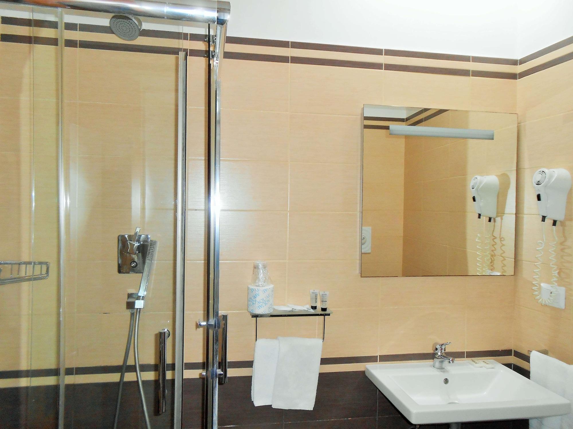Hotel Riviera Fiumicino Buitenkant foto