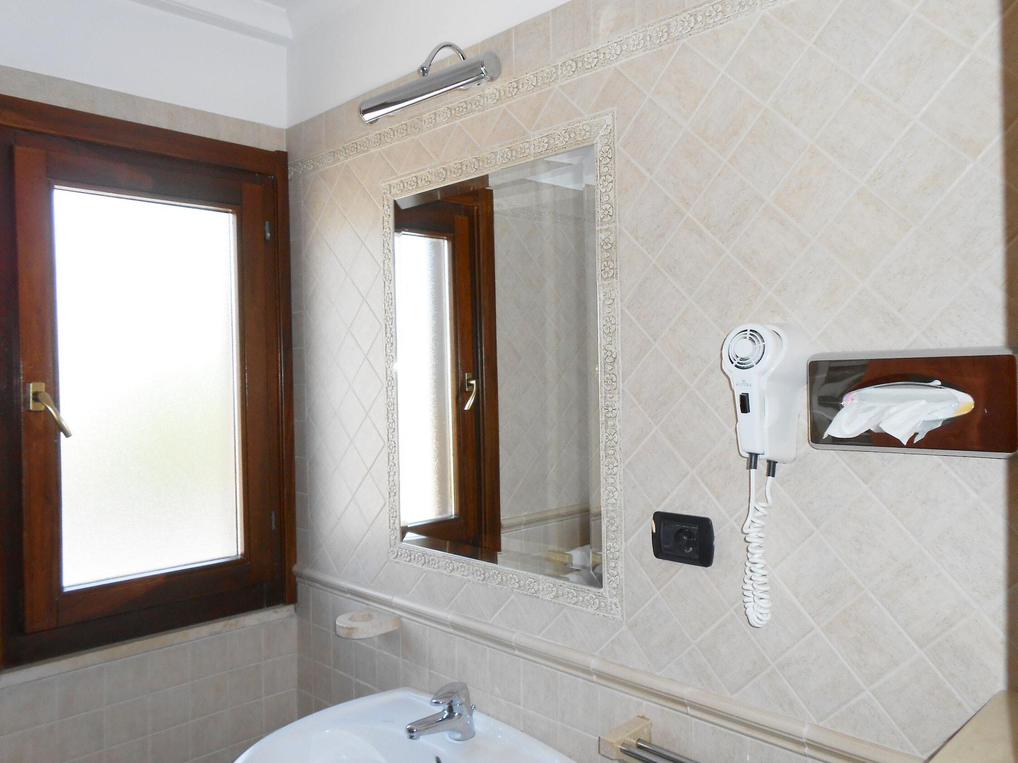 Hotel Riviera Fiumicino Buitenkant foto