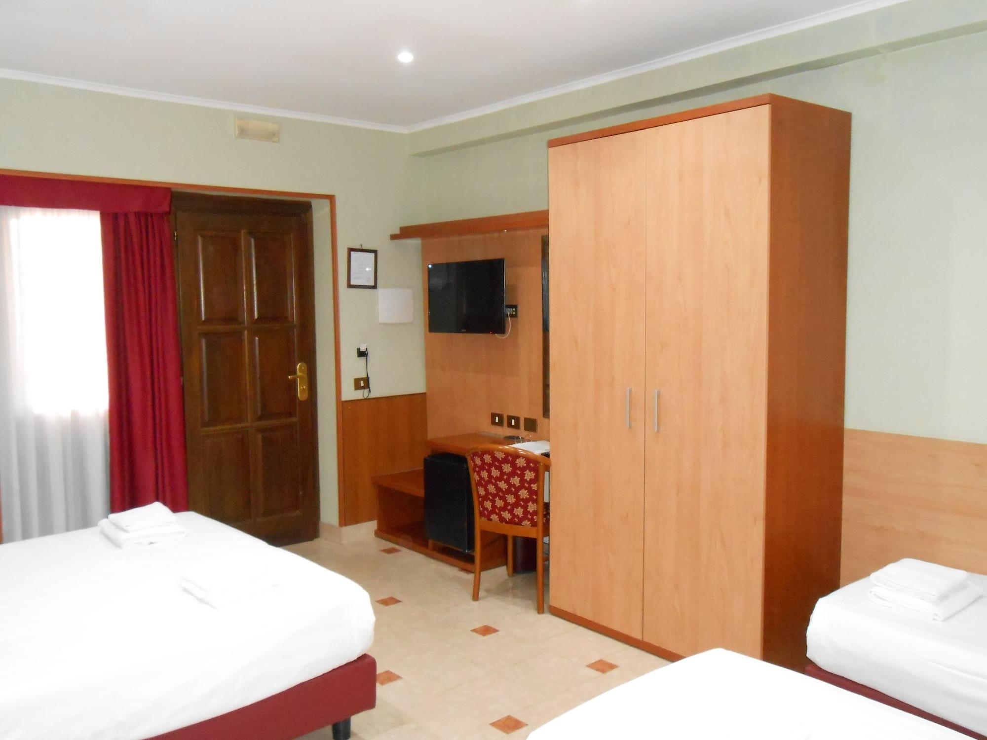 Hotel Riviera Fiumicino Buitenkant foto