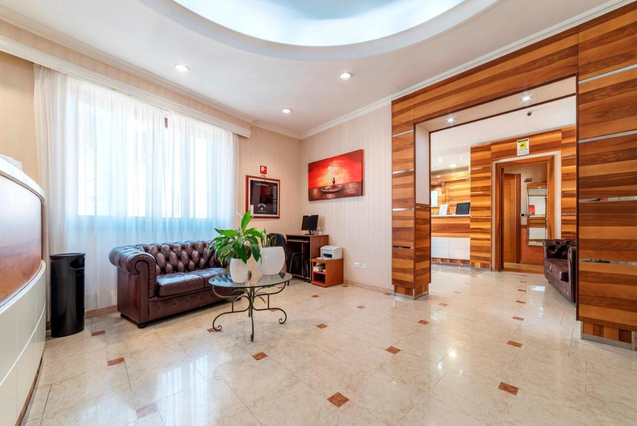 Hotel Riviera Fiumicino Buitenkant foto