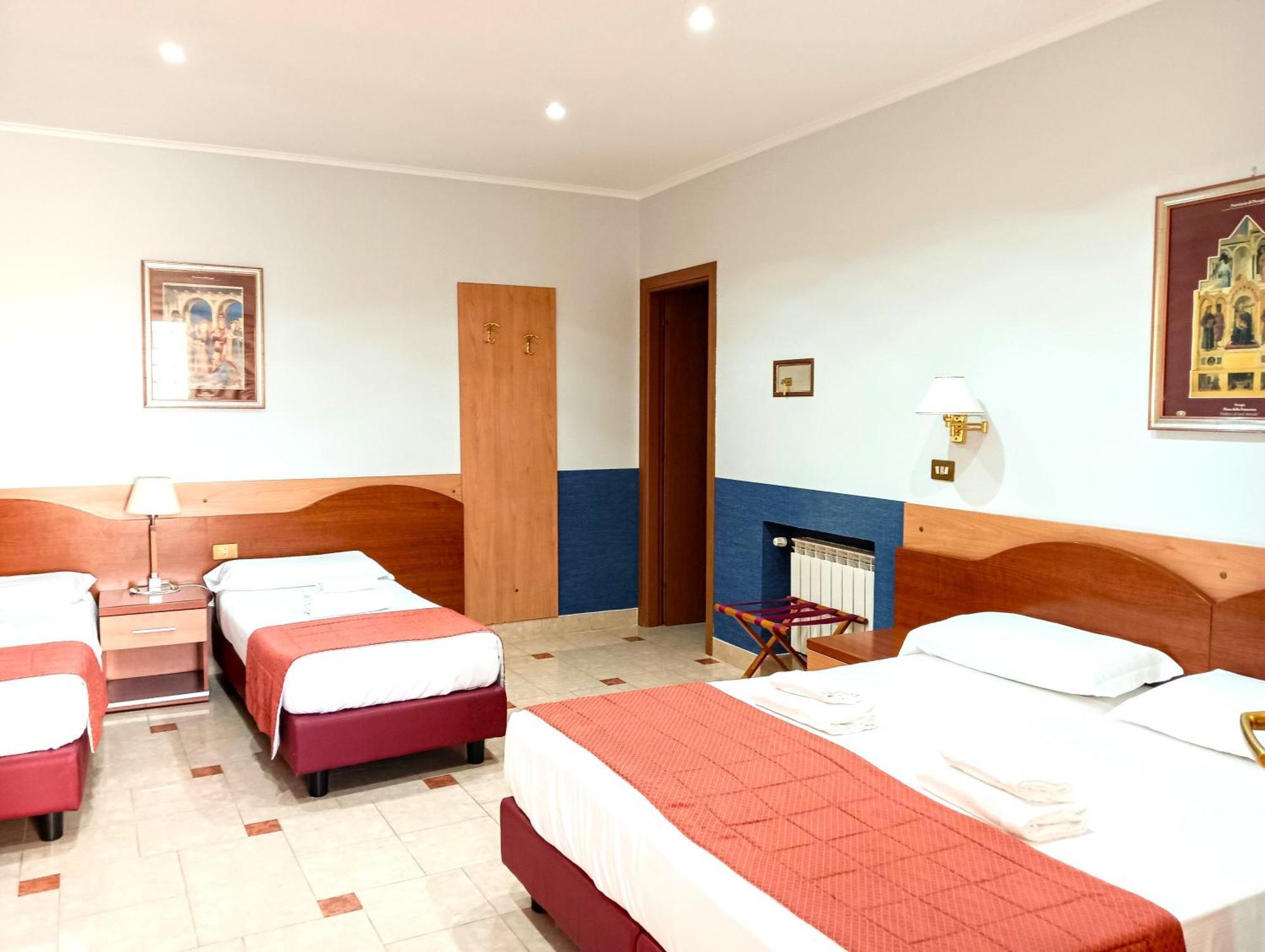 Hotel Riviera Fiumicino Buitenkant foto