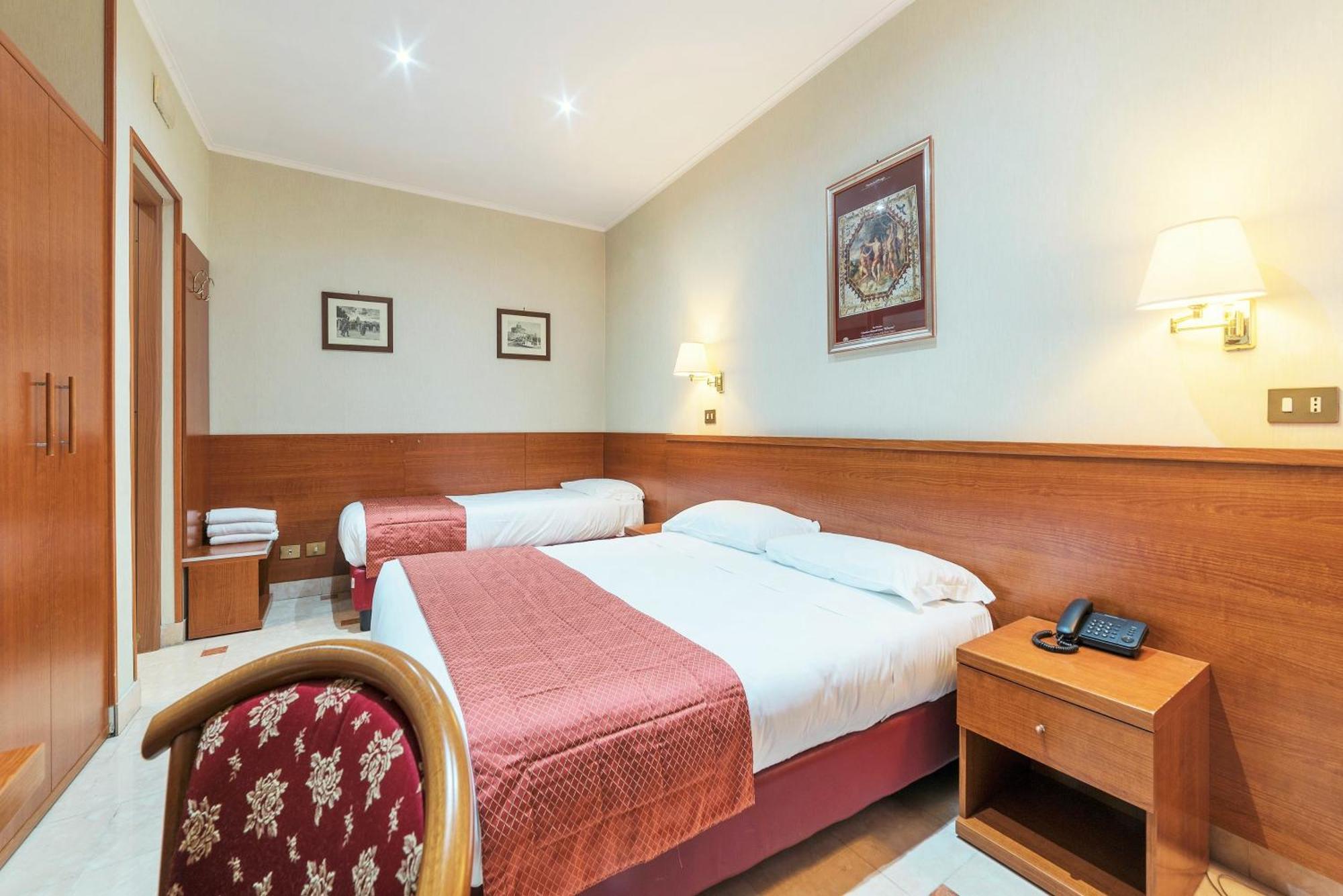 Hotel Riviera Fiumicino Buitenkant foto