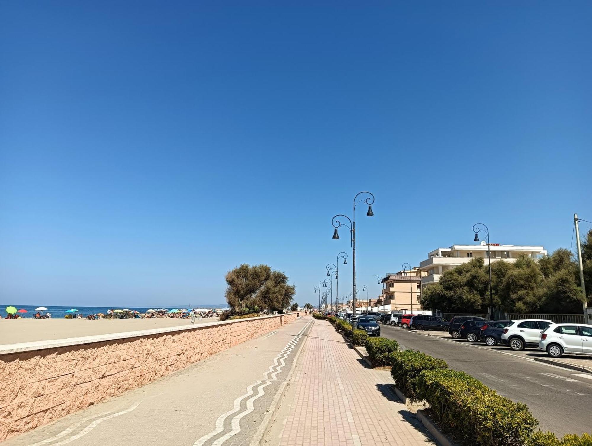 Hotel Riviera Fiumicino Buitenkant foto
